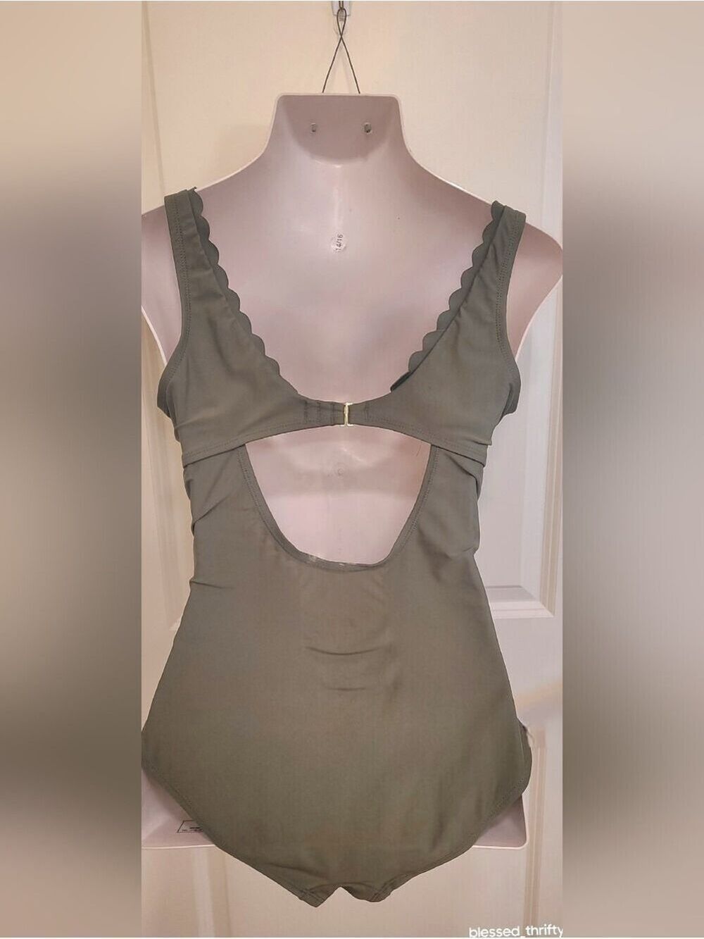 Merona Olive Green Scalloped Lace-Up Tankini Top - Picture 2 of 7